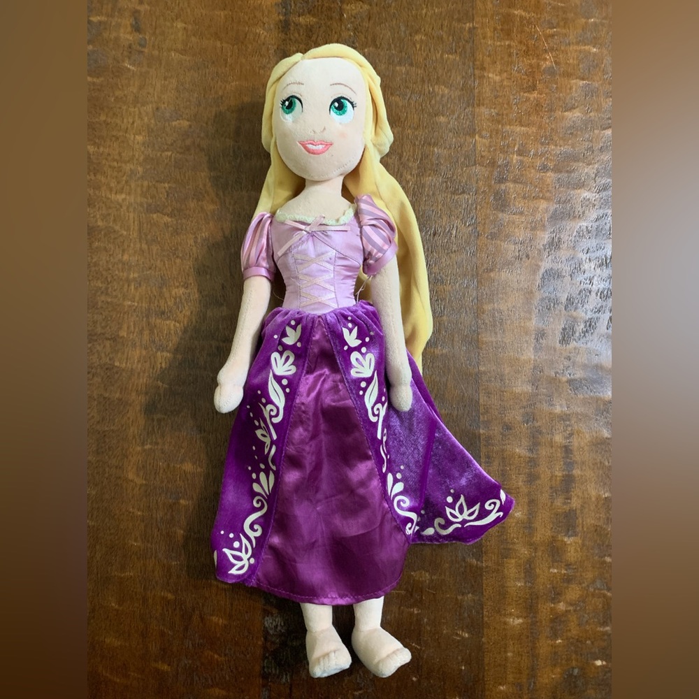Disney Store Exclusive Disney Princess ๐ธ Rapunzel Character Plush Doll - Picture 6 of 8